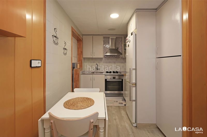 Foto 0ff521ca-45c5-401e-8871-871bf2401871. Pis a Can Vidalet Esplugues de Llobregat