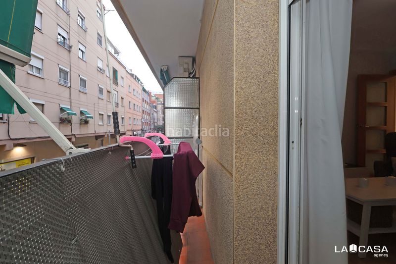 Foto ceedd0af-6e8e-4d0e-a10b-0100908869ba. Pis a Can Vidalet Esplugues de Llobregat