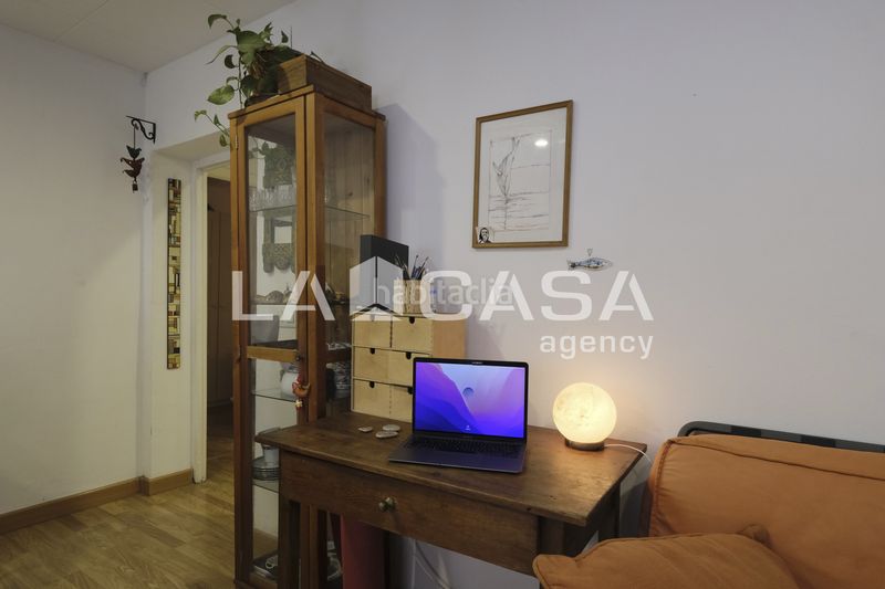 Foto 8c262fc0-f10c-428d-bfc1-58dd343c9e12. Pis a Turó de la Peira Barcelona