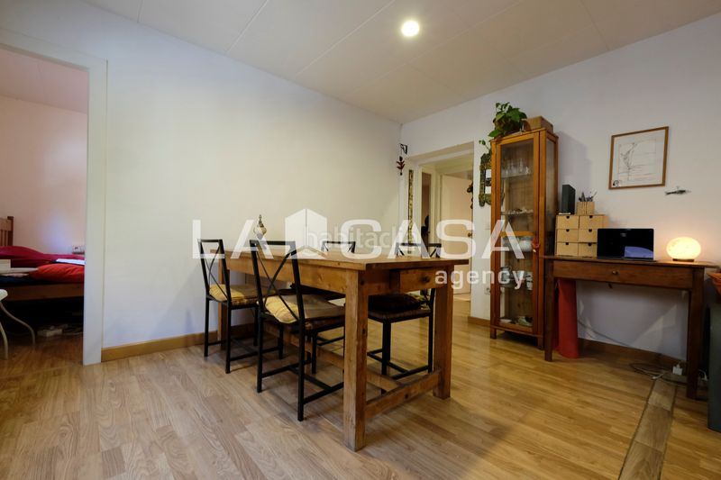 Foto a7e19484-13f4-4d77-9277-2770d1a31e89. Pis a Turó de la Peira Barcelona