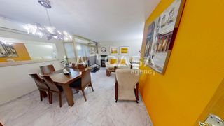Etagenwohnung in La Verneda - La Pau