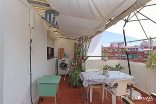 Pis  Calle cedres. Piso con terraza privada de 15m2 ideal inversi�n o primera vivie