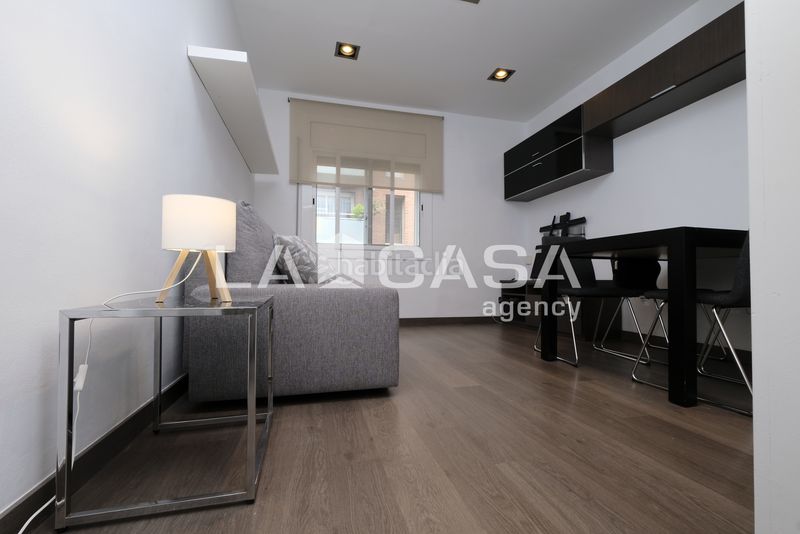 Foto a83a0189-43e9-4fb3-829e-7d4272246da5. Pis a Vilapicina - Torre Llobeta Barcelona