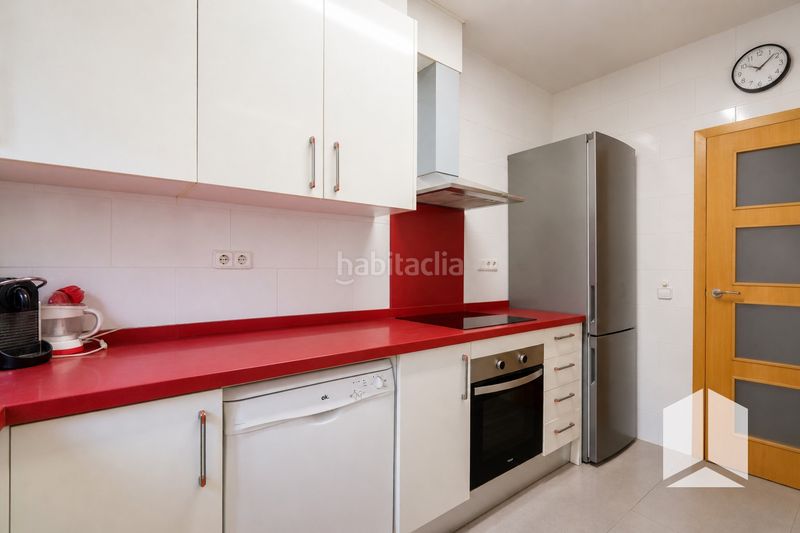 Foto 56da8833-67a0-4808-977e-89631635bda6. Pis a Centre Castelldefels