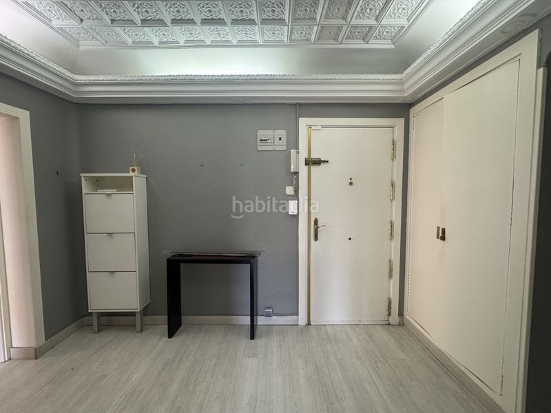 Foto bce179c8-54d6-4002-a0da-45143116f66d. Piso en Vista Alegre Madrid