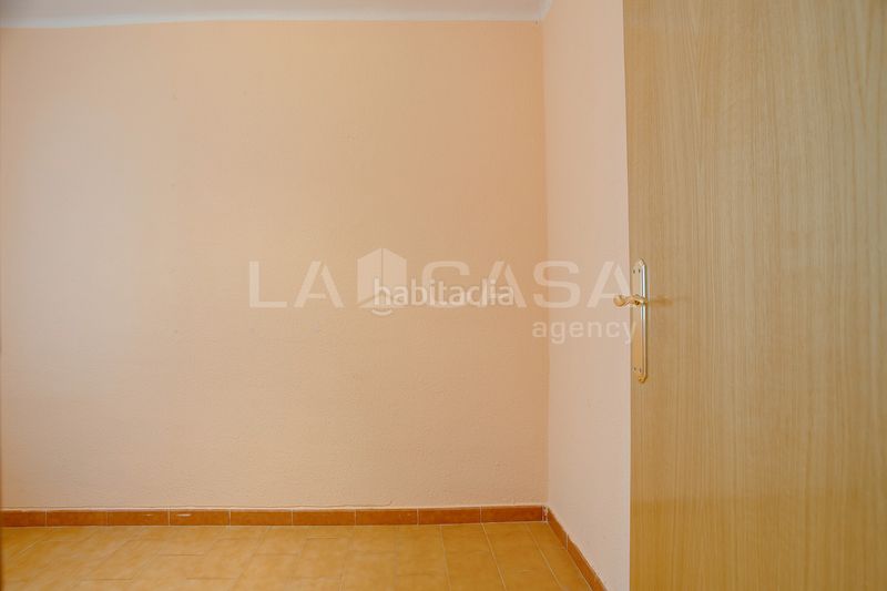 Foto 48dfea16-9714-4667-a870-d2453a187bcc. Pis a Sant Ildefons Cornellà de Llobregat