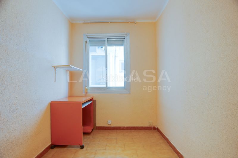 Foto 99b50820-a042-4635-8876-fe4bbad4dd03. Pis a Sant Ildefons Cornellà de Llobregat