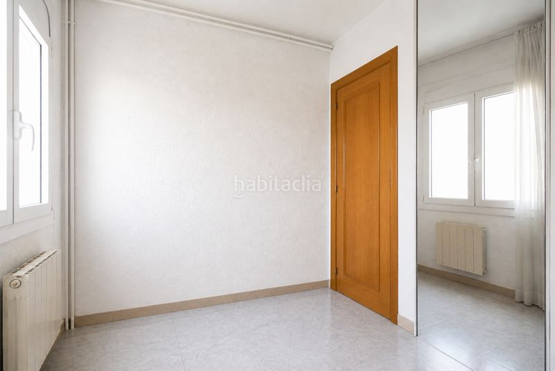 Foto 449b7ded-13e5-489c-b62d-8fde2dad1d89. Pis a Canyelles Barcelona