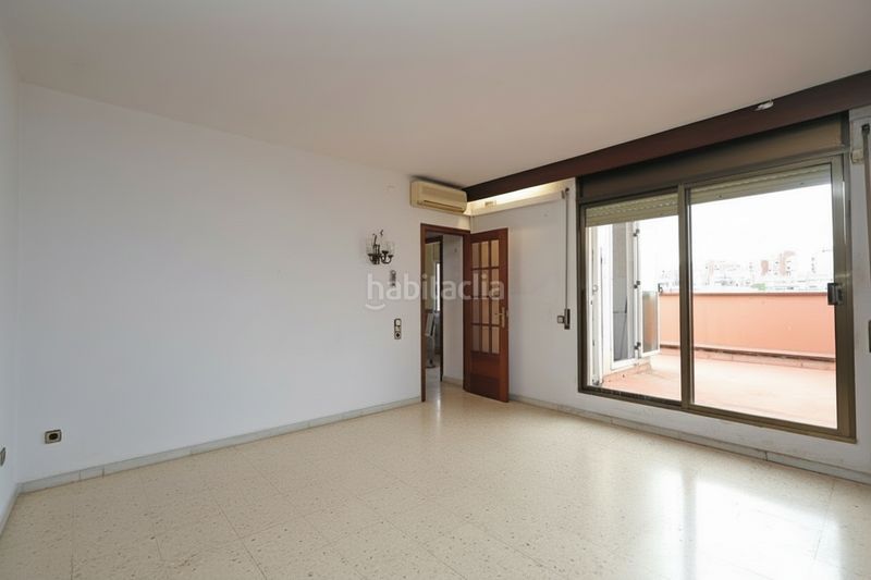 Foto 2aa18572-050b-4a27-88c4-60c8582cde8a. Dachwohnung mit heizung in Santa Eulàlia Hospitalet de Llobregat (L´)