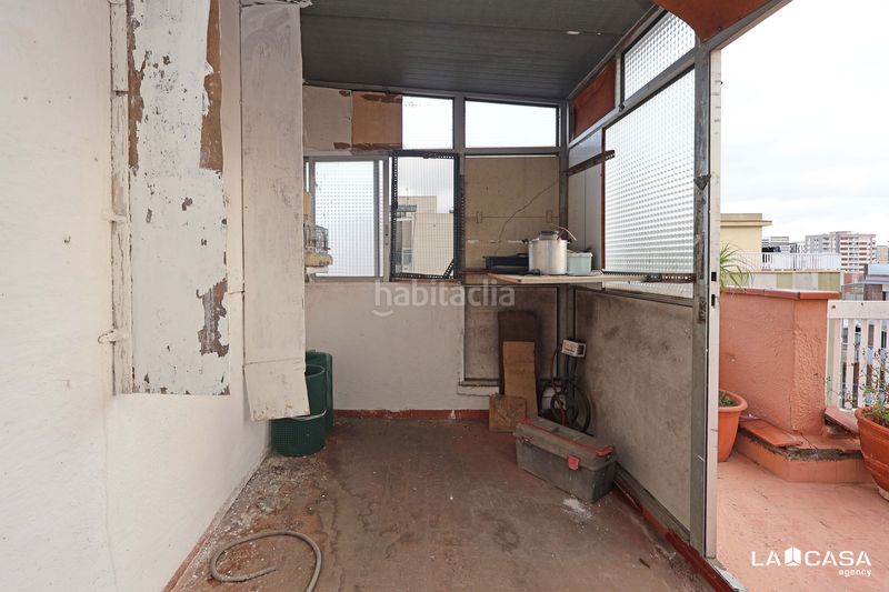 Foto 5fb30b5e-e5ce-44a4-ae5c-eab897b09a5c. Dachwohnung mit heizung in Santa Eulàlia Hospitalet de Llobregat (L´)