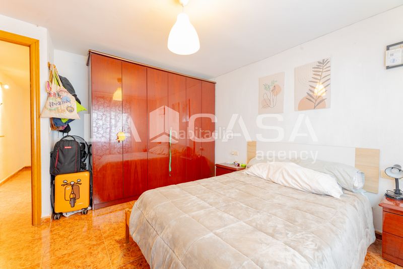 Foto b3c3b244-52c9-4266-b2b1-c527ea1943cf. Piso en Trinitat Valencia
