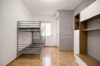 Pis  Calle aigues del llobregat de l
