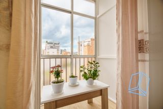 Flat  Carrer del rei en jaume. Exclusiva en can boixeres! 3 habitaciones  2 balcones  piso tota
