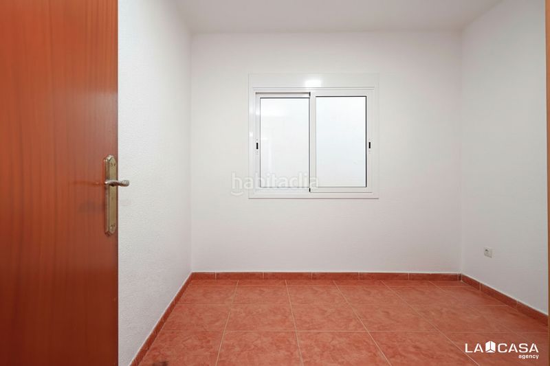 Foto 1529109a-a805-4b9c-8545-1b2aad15cf1d. Pis amb calefacció a Santa Eulàlia Hospitalet de Llobregat (L´)