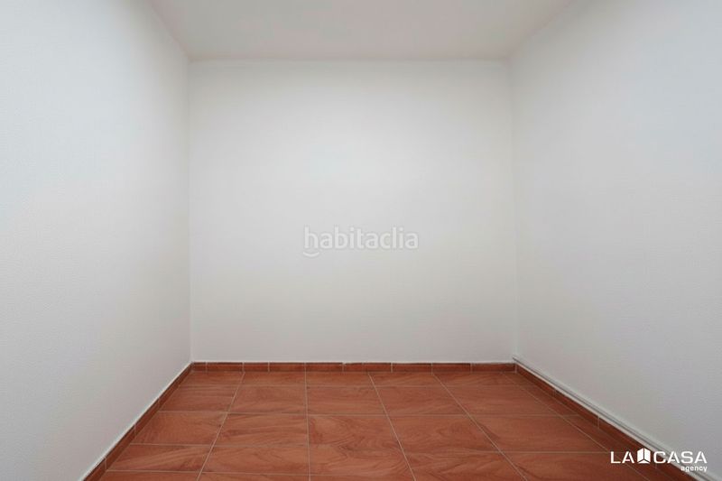 Foto a1f8fff0-2576-4b4a-9636-47041a5dd34e. Pis amb calefacció a Santa Eulàlia Hospitalet de Llobregat (L´)