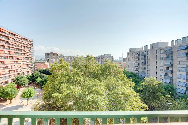 Foto fac7ce3e-7b19-4426-ad46-2a765466de6c. Pis amb aparcament a Besòs - Maresme Barcelona