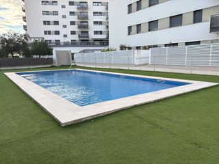 Pis  Carrer de dinamarca. Oportunidad !!! piso reformado  finca de 2010