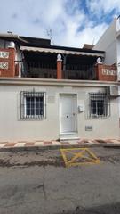 Casa adossada  Calle velarde. Casa en benalmádena