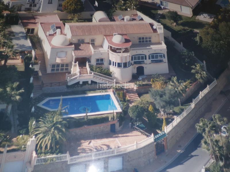 Foto 9e67c31f-1729-4781-a150-fedffb0ef717. Chalet villa espectacular en torrequebrada en Hacienda Torrequebrada Benalmádena