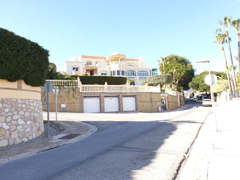 Foto fcfe5230-ea98-452b-9eb5-f8ea8c5d94c9. Chalet villa espectacular en torrequebrada en Hacienda Torrequebrada Benalmádena