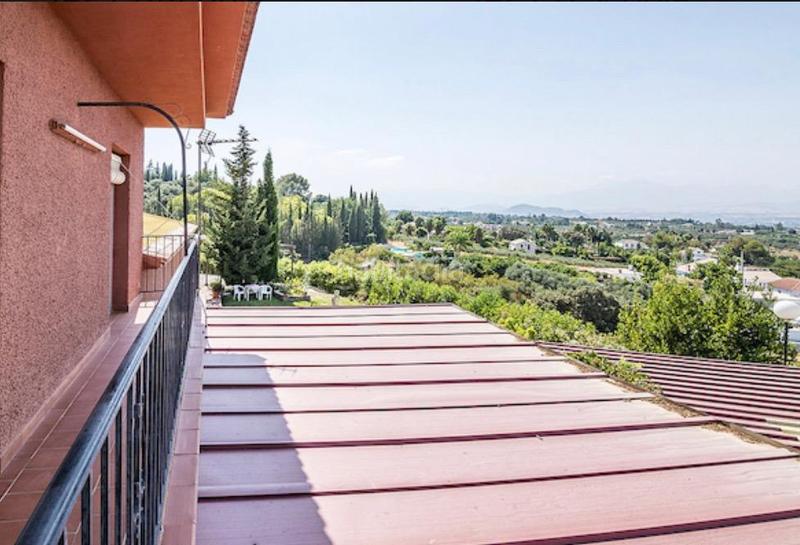 Foto 85dd5488-4345-41ca-b25a-03d6a2701978. Chalet mit parking pool in Buenavista-Lauro Golf Alhaurín de la Torre