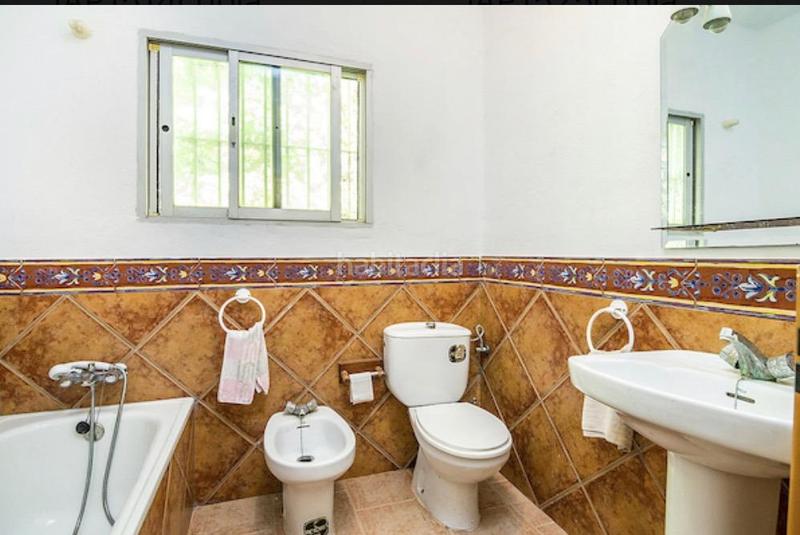 Foto 95e7339e-5e92-4e17-8b66-f0cdf08553e0. Chalet mit parking pool in Buenavista-Lauro Golf Alhaurín de la Torre