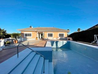 Alquiler Chalet  Pablo ruiz picasso. Villa en alhaurin de la torre
