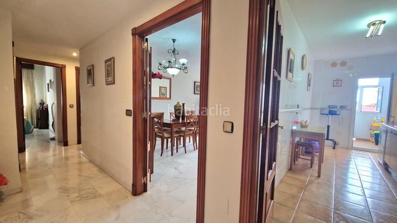 Foto b416c1d3-4de9-4d27-9c33-ee3b0eccd9a4. Piso en Los Álamos Torremolinos