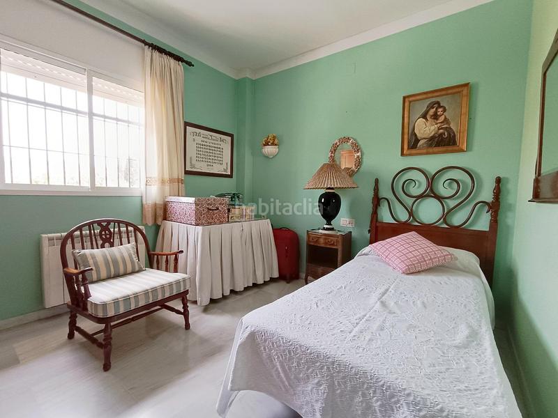 Foto 05c4a900-4d4e-48f4-ad08-73ae792f18ba. Chalet avec chauffage parking piscine dans El Candado Málaga