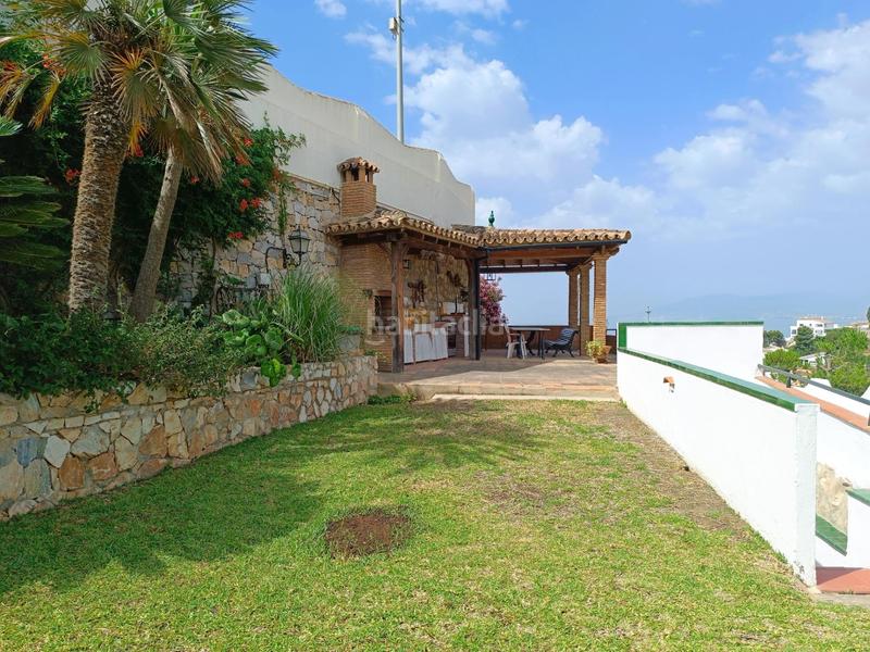 Foto 1028eb14-12a4-4c59-8656-db957584c52d. Chalet avec chauffage parking piscine dans El Candado Málaga