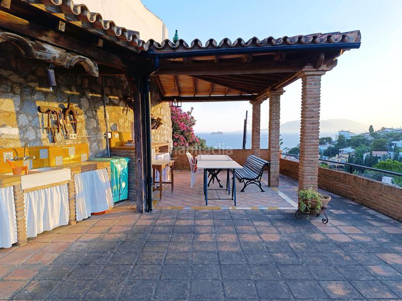 Foto 3d532f23-2067-480d-99f3-c383a4cf85c8. Chalet avec chauffage parking piscine dans El Candado Málaga