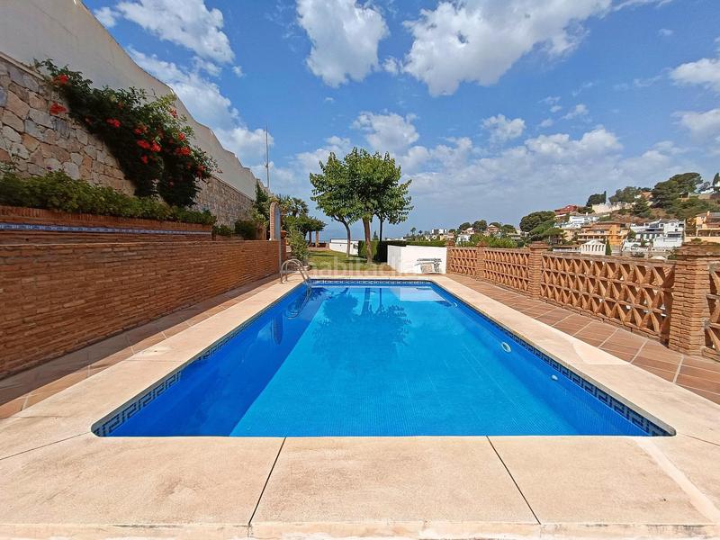 Foto 7170e286-59b8-4496-b020-f788b256f0c2. Chalet avec chauffage parking piscine dans El Candado Málaga