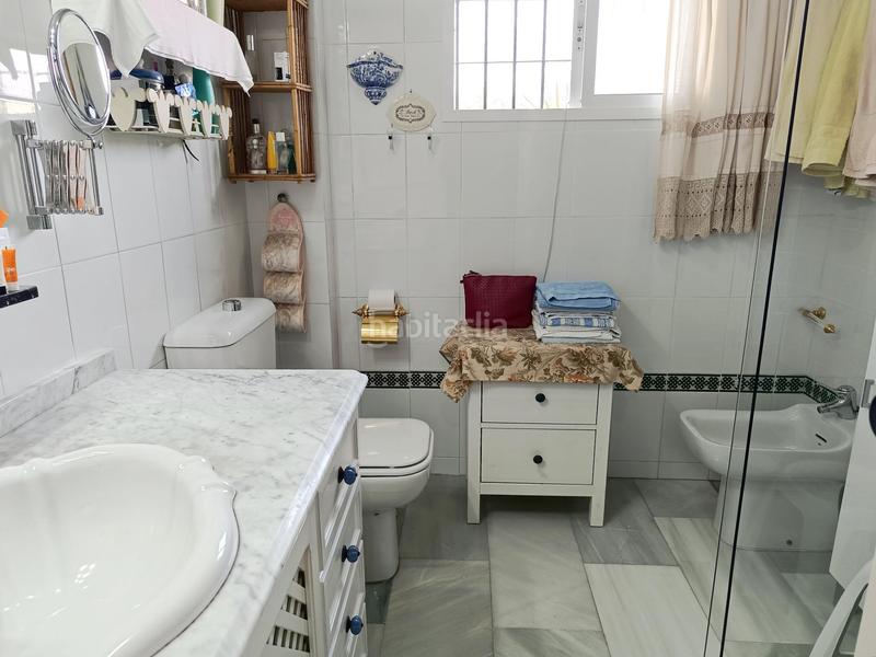 Foto 995a2181-e589-42e8-a0fc-0781ea700eae. Chalet avec chauffage parking piscine dans El Candado Málaga