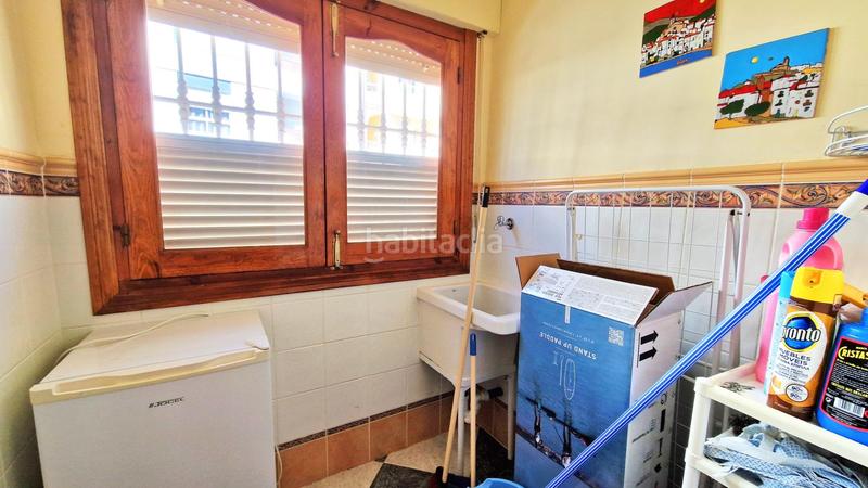 Foto d8f4edfd-30bc-44f0-85a0-a752ea42994e. Planta baja en Centro Nerja