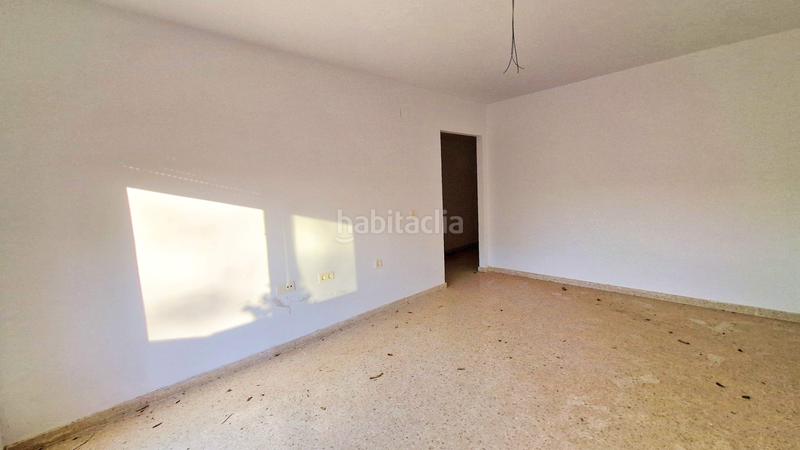 Foto 4304eb78-0f81-4fe3-ba67-44b952ea376c. Pis amb aparcament a Pizarra