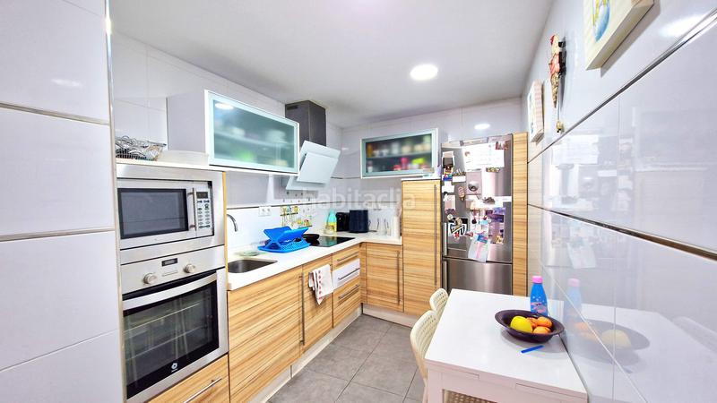 Foto 650c8a8e-6221-49a9-a66b-54fa252692aa. Casa encantadora casa reformada en olletassierra blanquilla, en Málaga