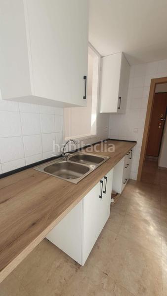 Foto aa5d20c8-bfea-4517-82ef-d91cd30d615d. Piso  luminoso con gran terraza en vistalmar duquesa norte en Manilva