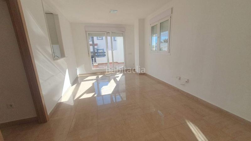 Foto b2b475e3-2952-4d5f-8477-402c0c85d7ae. Piso  luminoso con gran terraza en vistalmar duquesa norte en Manilva