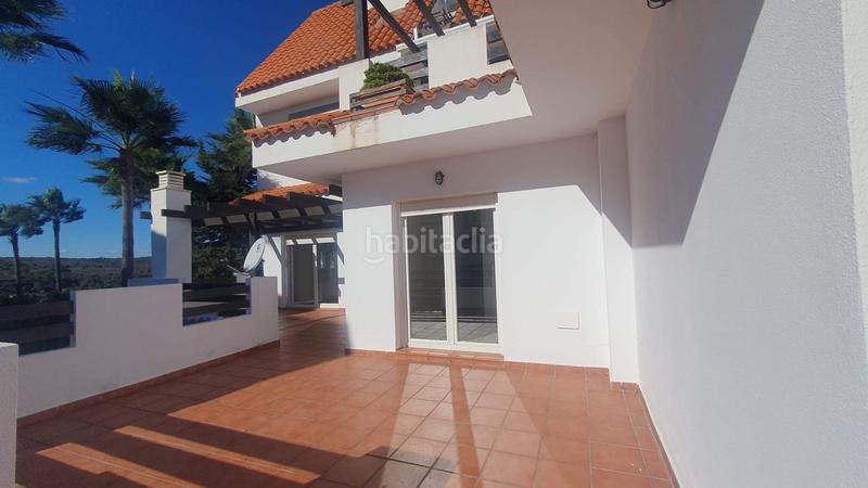 Foto cef86162-1d25-4944-b6ea-d4f5936c1ff2. Piso  luminoso con gran terraza en vistalmar duquesa norte en Manilva