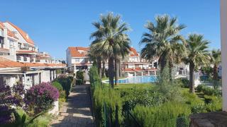 Appartement  Calle del almendro. Piso luminoso con gran terraza en vistalmar duquesa norte