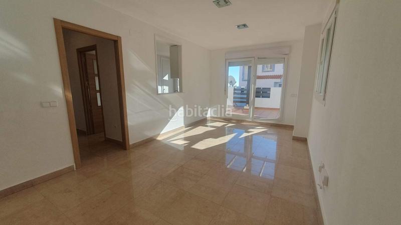 Foto fdae2c9f-cd4d-4197-ab54-5be097a08748. Piso  luminoso con gran terraza en vistalmar duquesa norte en Manilva