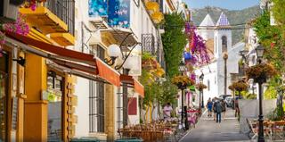 Terrain résidentiel à Zona Miraflores. Parcela exclusiva en primera línea de playa con proyecto aprobad