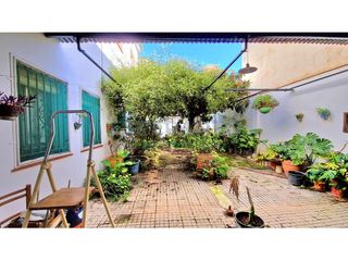 Casa  Plato. Casa 8 habitaciones venta málaga