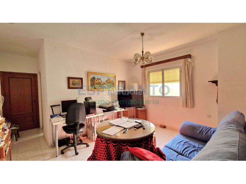 Foto 39318f34-62c3-4979-baf8-082989cd7604. Casa amb aparcament a Centro Antequera