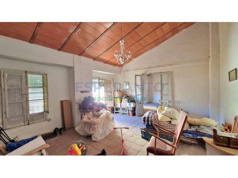 Foto c0fd1a67-7364-4cb7-9912-d9ae4d1995af. Casa amb aparcament a Centro Antequera