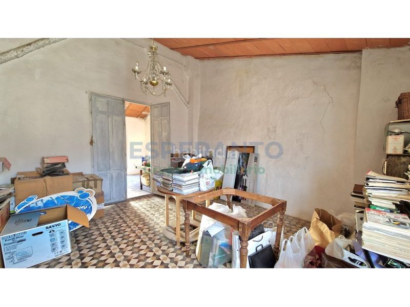 Foto eb687236-f47c-4755-896e-f56b4bb376b6. Casa amb aparcament a Centro Antequera