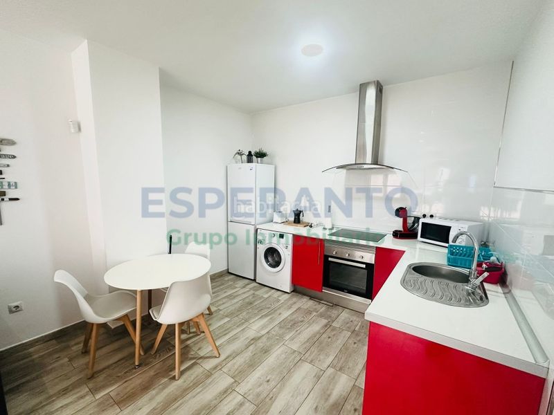 Foto 90a70bc5-f1d1-4bfd-abce-1f4830cb07bd. Estudi a El Molinillo - Capuchinos Málaga