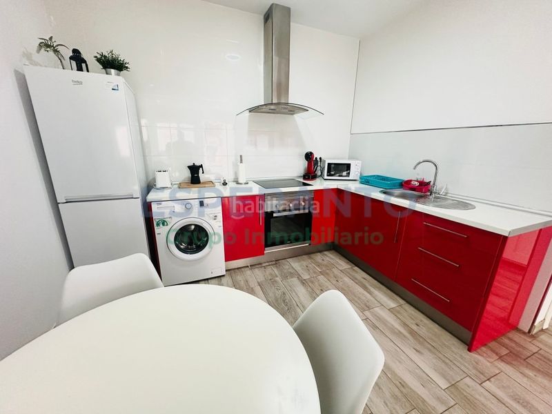 Foto f91129d7-8f10-41fb-b196-c18e471cc51c. Estudi a El Molinillo - Capuchinos Málaga