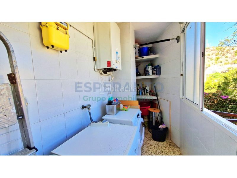 Foto 50d7d1c9-fbf9-4a3d-87dd-a64c8a83e944. Flat with parking in Limonar Málaga