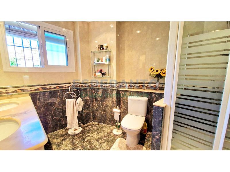 Foto 7caa0edd-6745-49f8-acb1-d1a43cfbaaa0. Flat with parking in Limonar Málaga